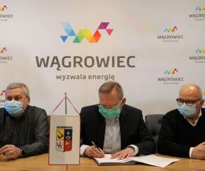Zdjęcie aktualności Umowa na budowę ścieżki pieszo-rowerowej w Wągrowcu za 11,5 mln zł podpisana