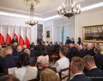 Zdjęcie aktualności Działacze samorządowi z regionu zostali odznaczeni przez prezydenta Andrzeja Dudę