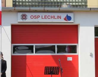 Zdjęcie aktualności W Lechlinie odbyła się uroczystość otwarcia nowej remizy Ochotniczej  Straży Pożarnej